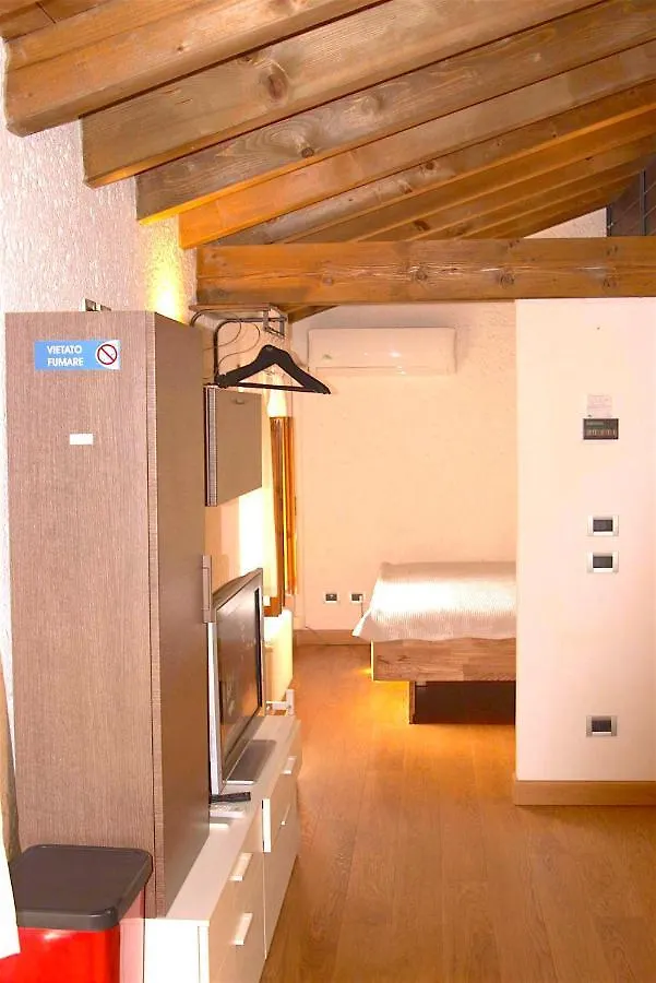 Aly D'Angelo Alla Torre - Immobiliare Azzurra Bardolino Apartment