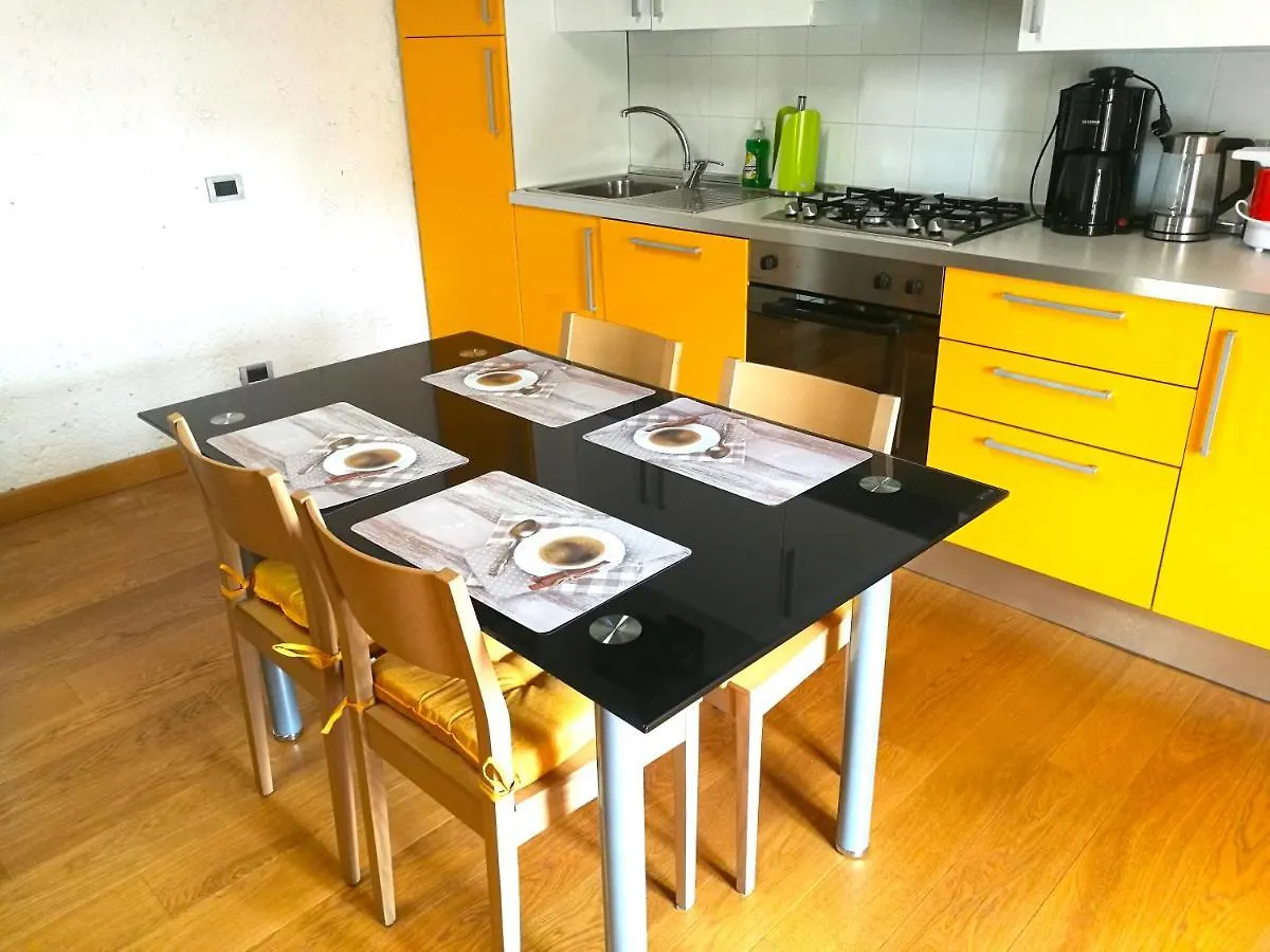 Aly D'Angelo Alla Torre - Immobiliare Azzurra Bardolino Apartment