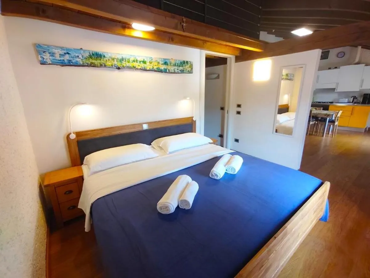 Aly D'Angelo Alla Torre - Immobiliare Azzurra Bardolino Apartment